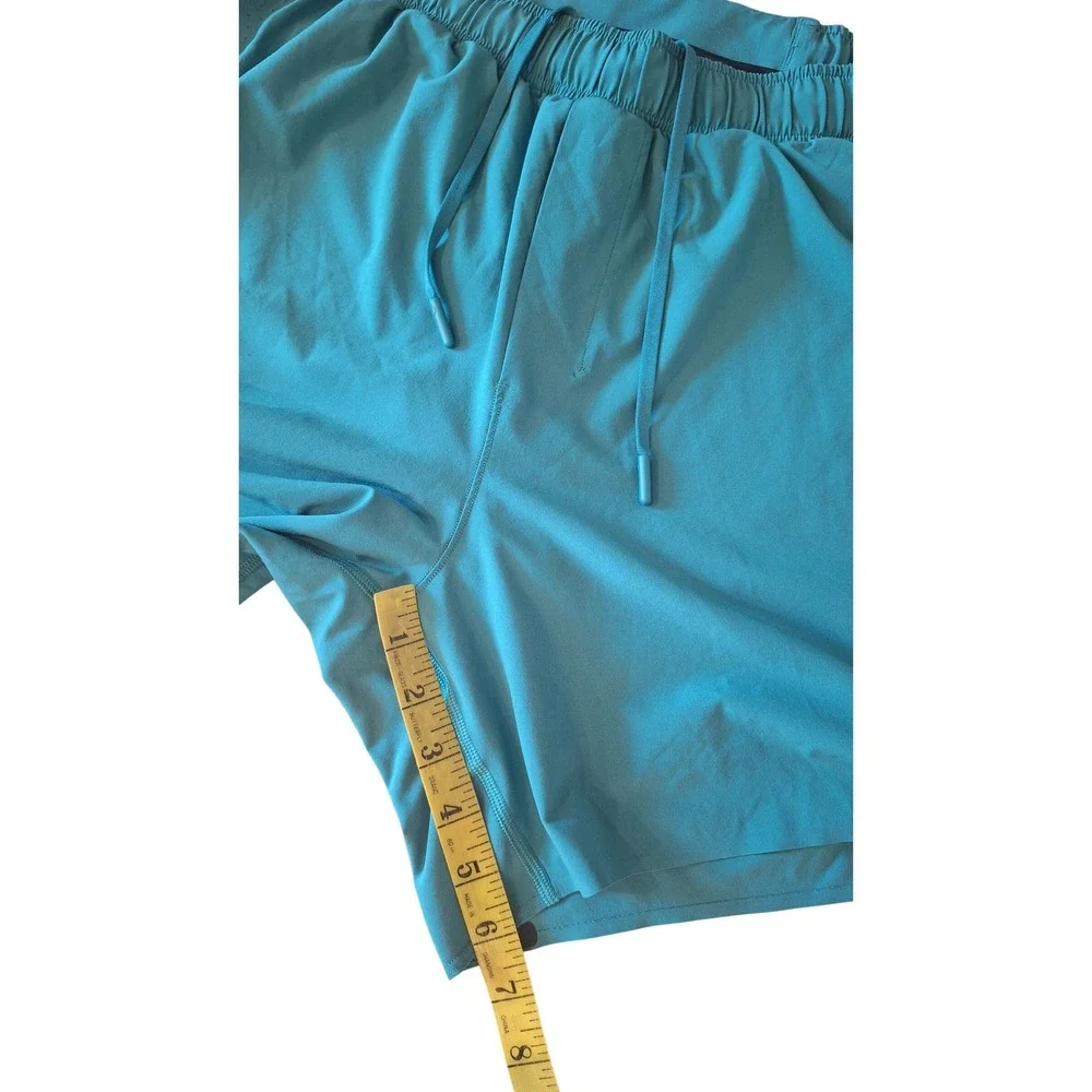 Lululemon Green Running & Training Shorts Men's size‎ M